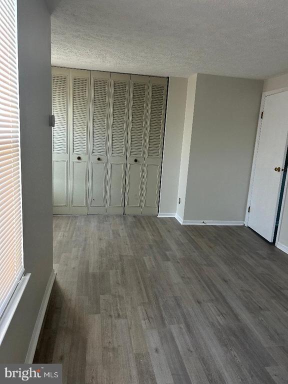 Building Photo - 41 Vanderbilt Ct