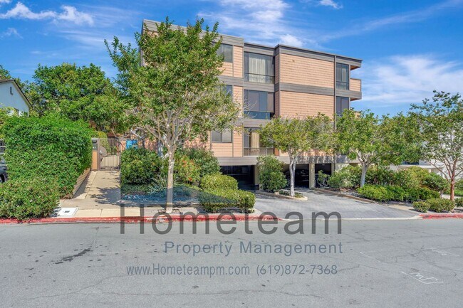 Building Photo - 2 BR/ 2BA 1380 SQFT Point Loma / La Playa ...