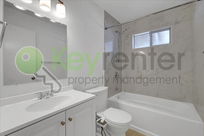 Building Photo - 3237 Irvindale Way