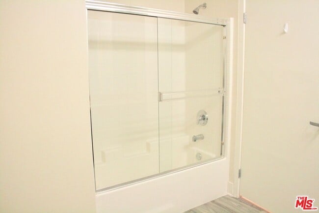 Building Photo - 1241 5th St