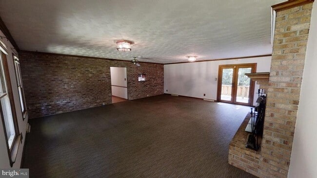 Building Photo - 3842 Stoneybrook Rd