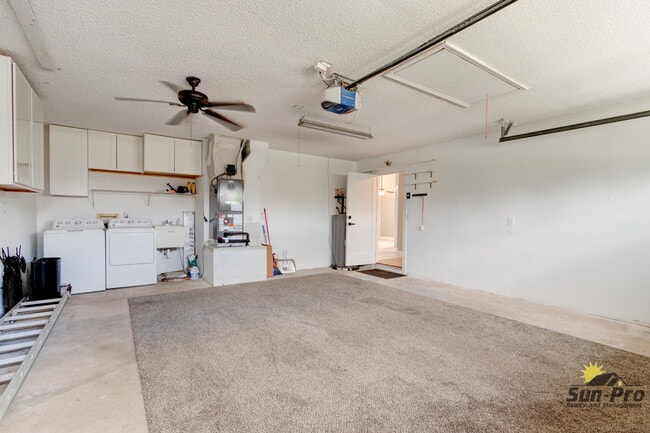 Building Photo - 700 Pine Shores Cir