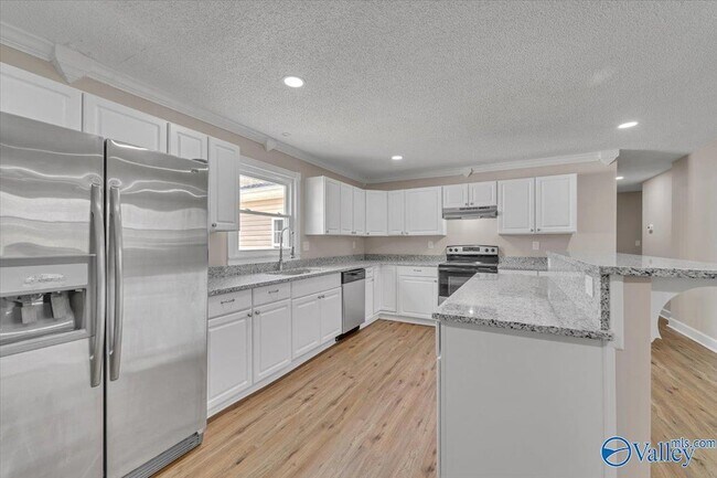 Building Photo - 117 Mandy Dr