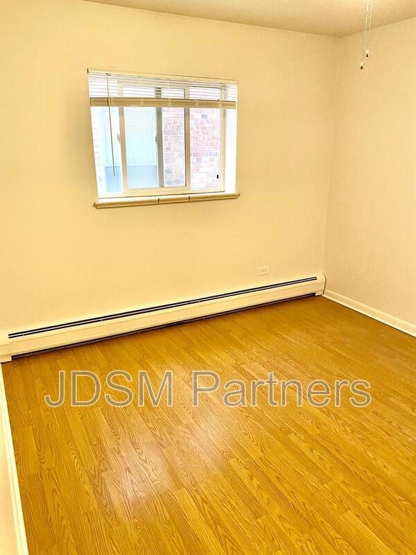 Building Photo - 1415 N Pearl St