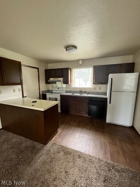 Building Photo - 1160 S Lincoln Ave