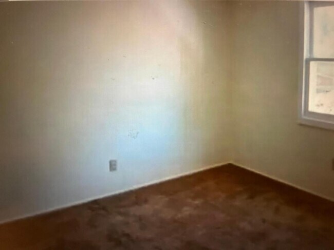 BR3 - 1161 Ursula Ave