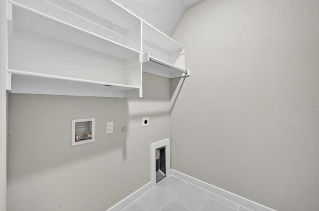 Building Photo - 222 Goosewood Dr