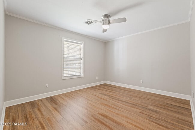 Building Photo - 1007 Baker Hughes Rd