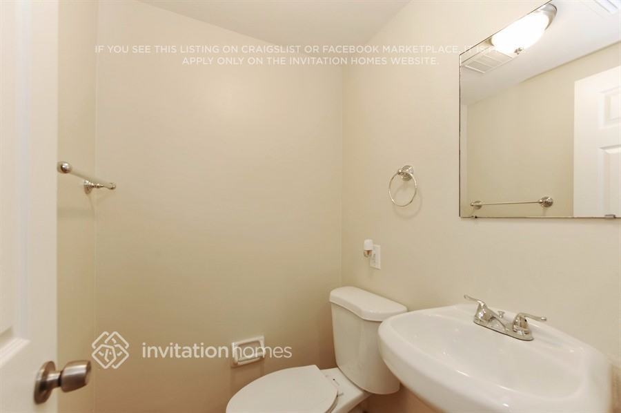 Building Photo - 5809 Elena Dr