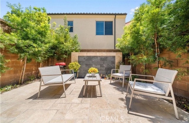 Building Photo - 120 Halo