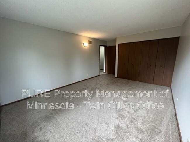 Building Photo - 9276 Indian Blvd S