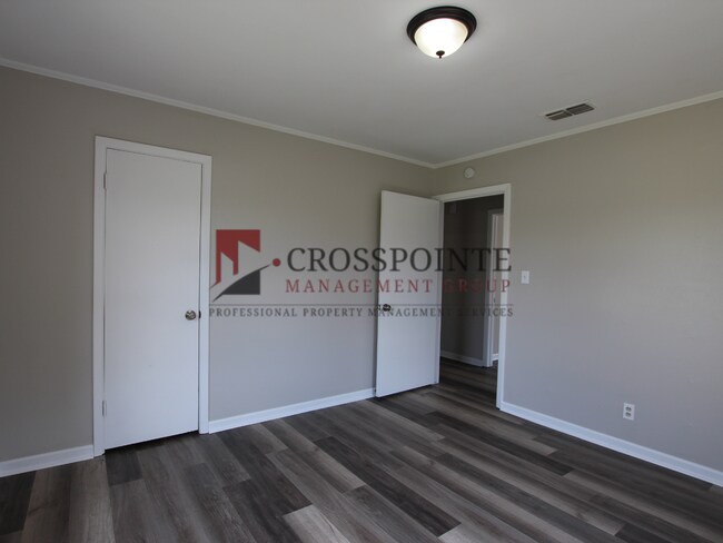 Building Photo - Coming Soon! 3 Bed 1.5 Bath Home Near TJC!