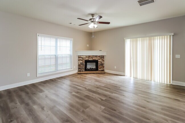 Building Photo - 241 Swem Ct