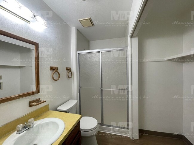 Building Photo - 1209 Montgomery St