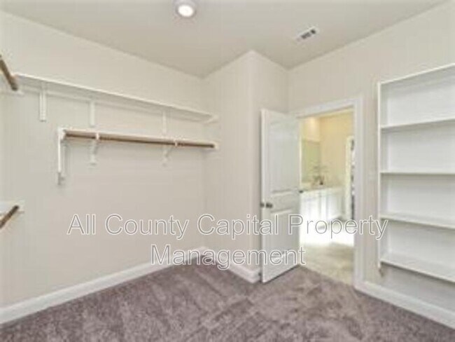 Building Photo - 4313 Promontory Point Trail