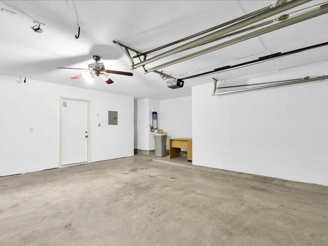 Building Photo - 1713 Barilla Mountain Trail