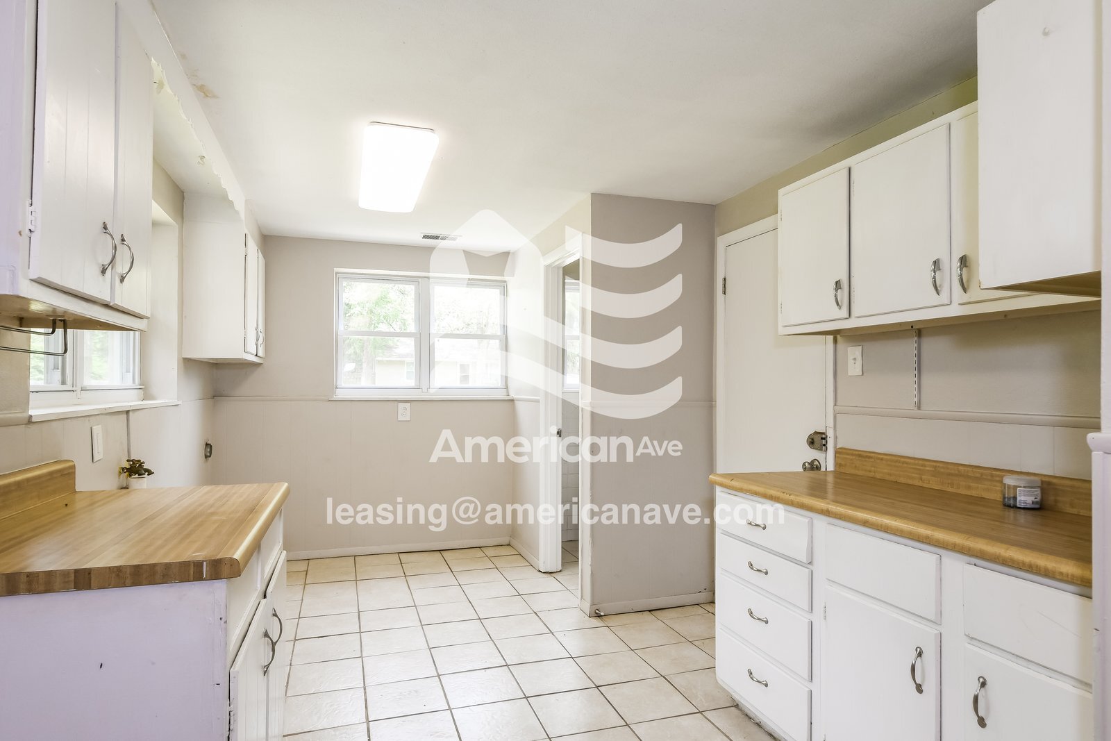 Building Photo - 1044 Farmview Dr