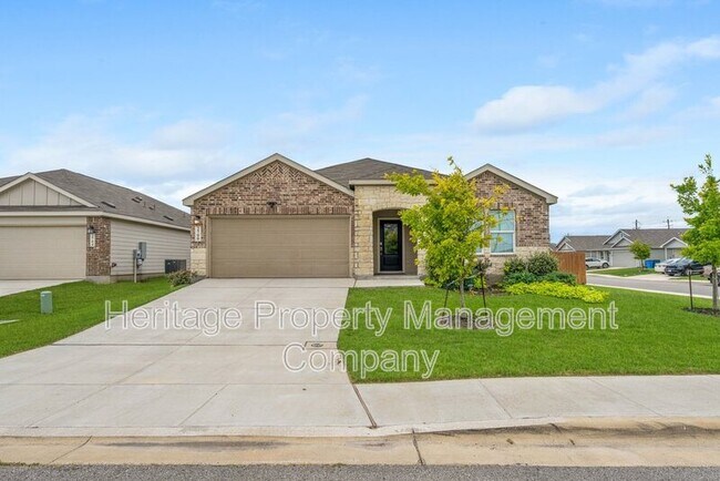 Building Photo - 2700 Coral Vly
