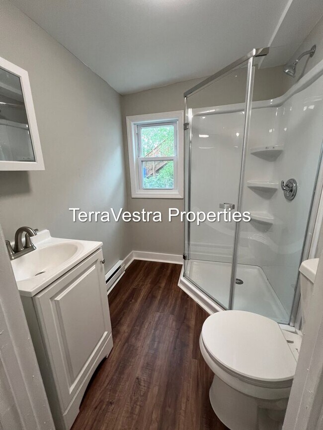 Building Photo - 4 Bed in Millville! Eligible for $500 Security Deposit.