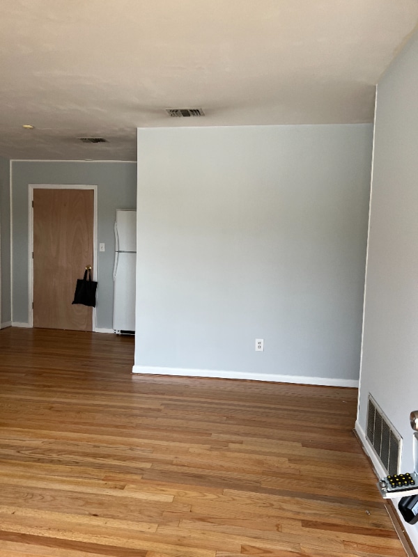 Building Photo - 1925 Windsor Spring Rd