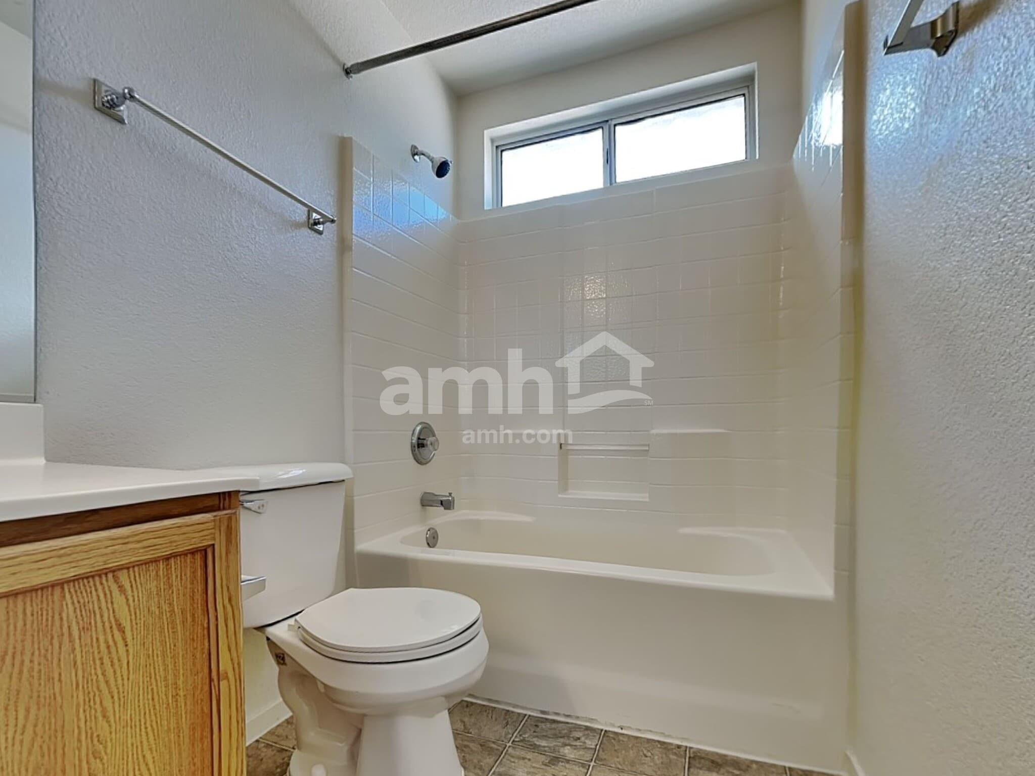 Building Photo - 6016 Soft Springs Ave