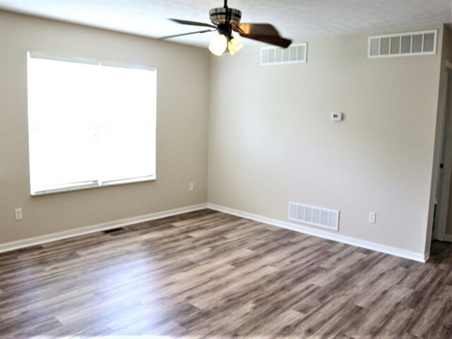 Building Photo - 4190 Salem Dr