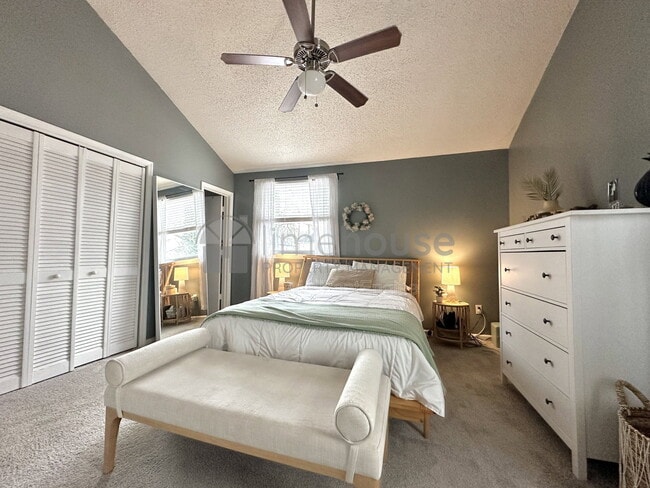 Building Photo - 828 23rd St