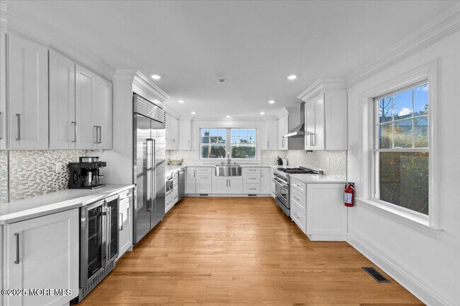 Building Photo - 382 Western Ave