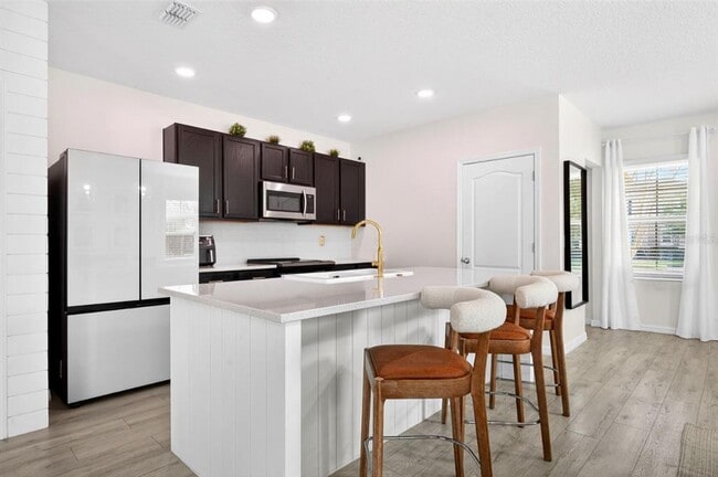 Building Photo - 1849 Red Canyon Dr