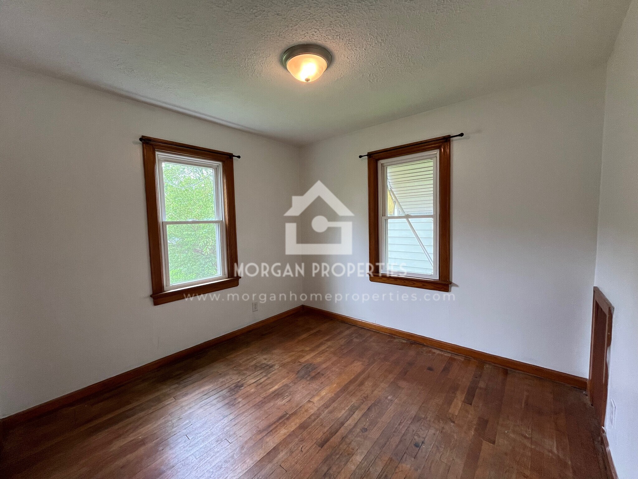 Building Photo - 2420 Wildwood Ave