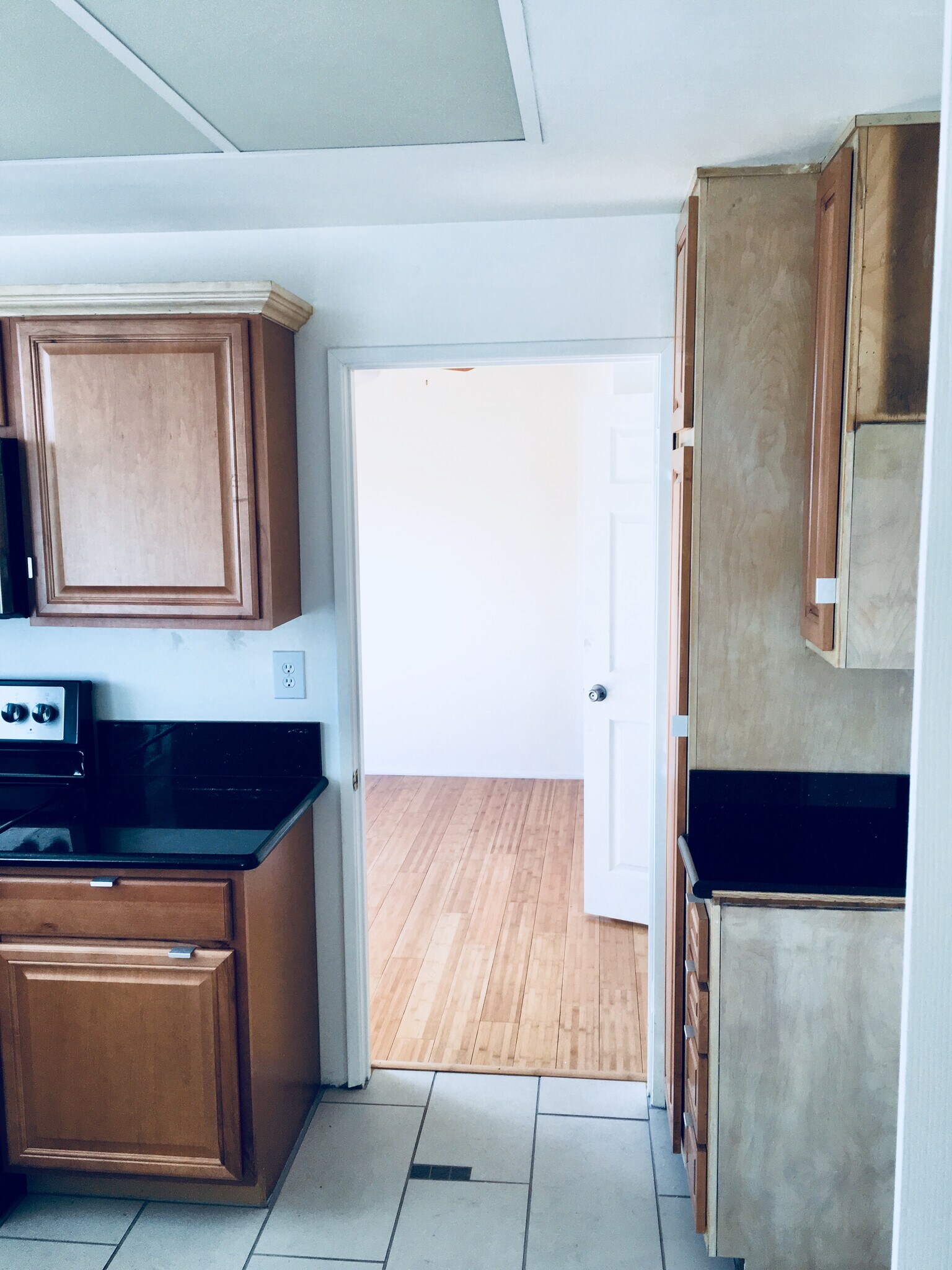 Building Photo - 4542 Coldwater Canyon Ave