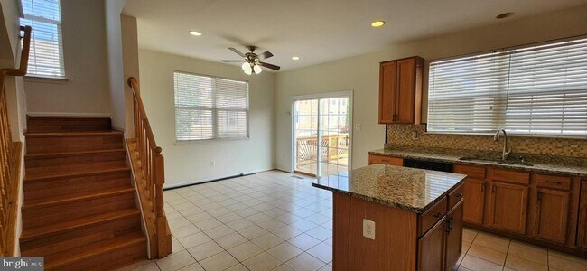 Building Photo - 43660 St Helena Terrace