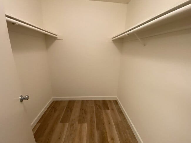 Building Photo - ALMADEN VALLEY - Spacious single story home with fenced yard, great location