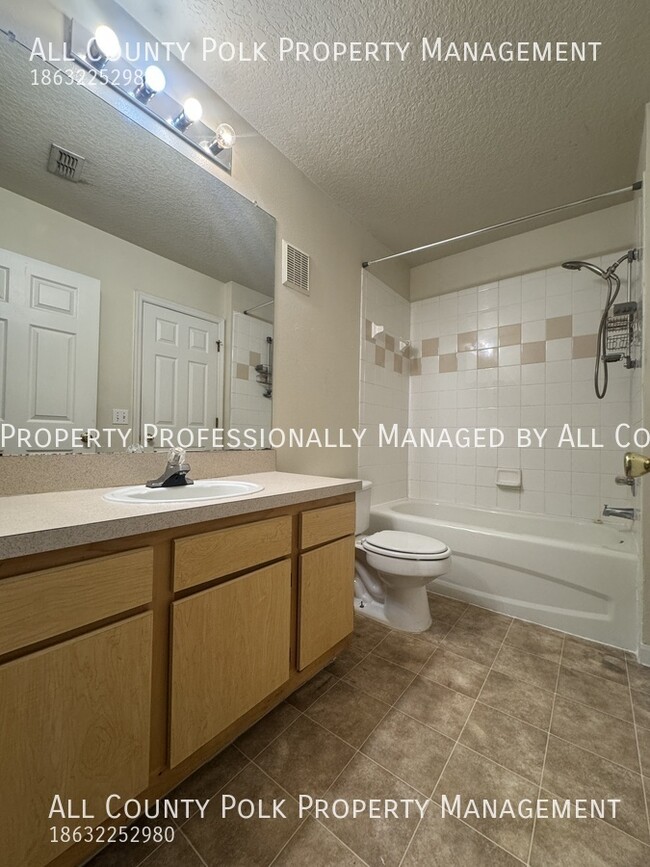 Building Photo - Cozy 1-Bedroom Condo in Prime Orlando Loca...