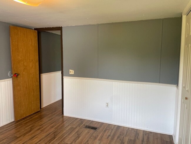 Building Photo - 2 bed 2 bath mobile home