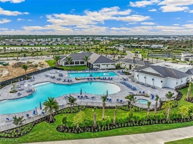 Building Photo - 43997 Boardwalk Loop