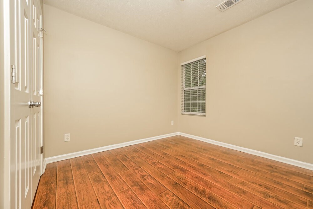 Building Photo - 1590 New Orleans Way
