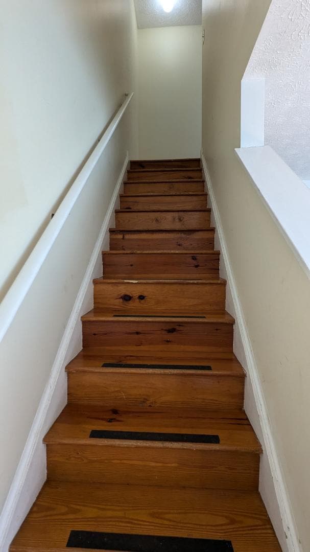 Building Photo - 138 Parkside Dr