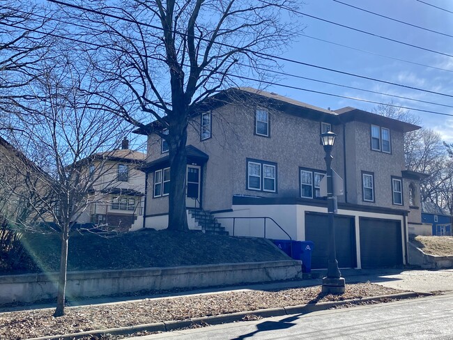 Building Photo - 1817 Englewood Ave