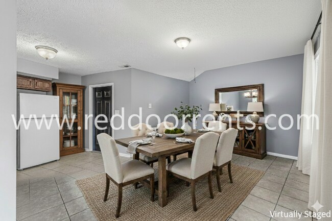 Building Photo - Charming 3-Bedroom Ranch in Plainfield