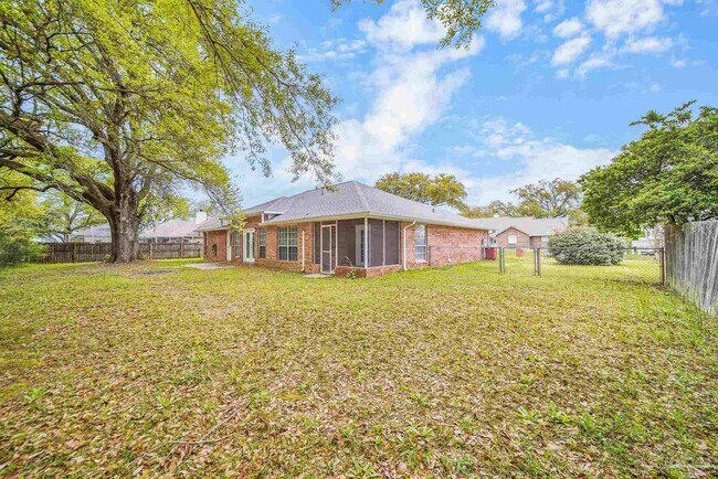 Building Photo - 3313 Country Meadow Ln
