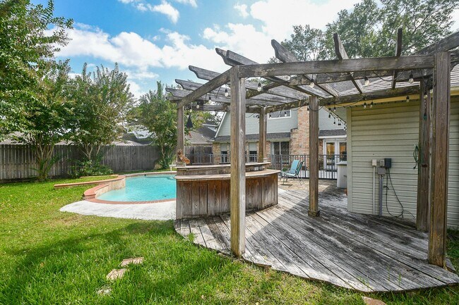 Building Photo - 1711 Earl of Dunmore St