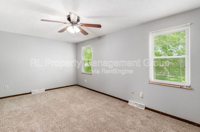 Building Photo - 5951 Als Ct