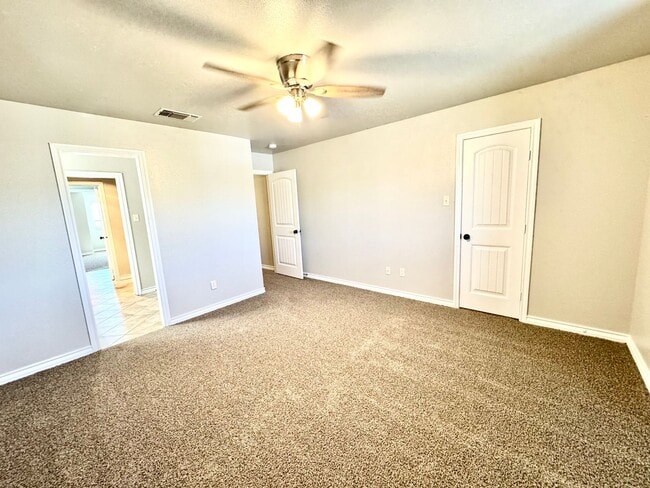 Building Photo - 3 bed 2.5 bath - Cooper ISD