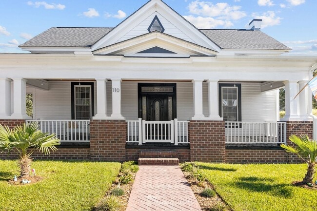 Building Photo - RENTAL HOME 3BD/2BTH