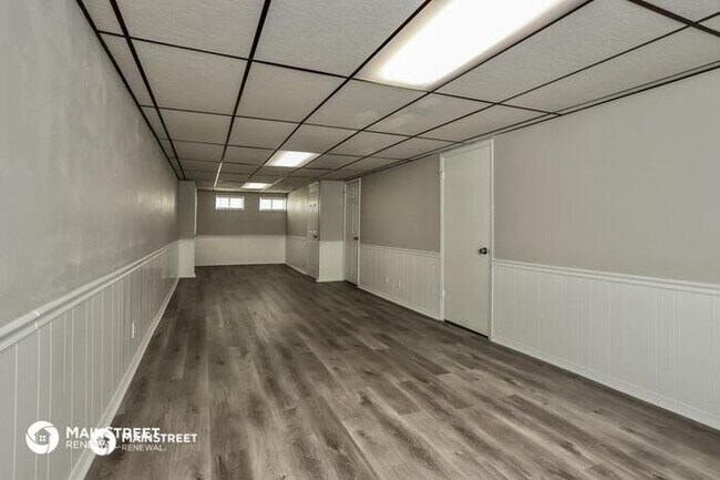 Building Photo - 2624 LINDSAY LN, FLORISSANT, MO 63031