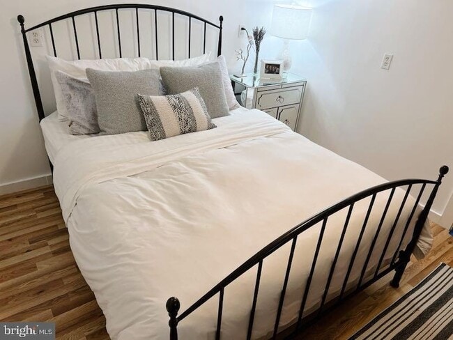 Building Photo - 5885 9th Rd N