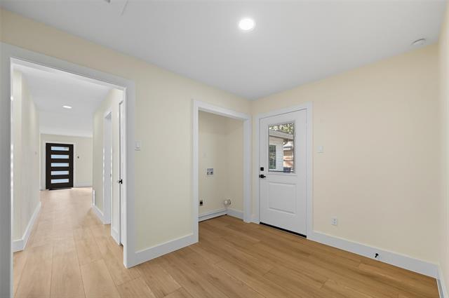 Building Photo - 2912 Charles Dr