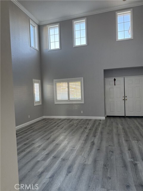 Building Photo - 15467 Spruce Tree Way