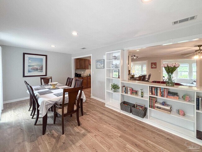 Building Photo - 12442 Airblanc Dr